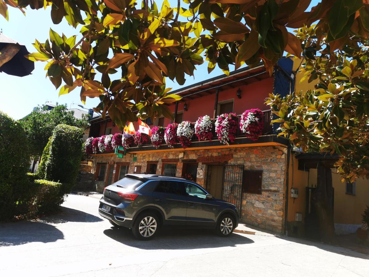 科纳德美杜拉斯酒店 博拉涅斯 外观 照片